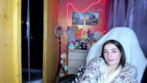 Snapshot of miss_tasy chatting on 04-29-26, 05:30 Melanie January 15th is my birthday there will be an interesting show online show from 04-29-26, 05:30