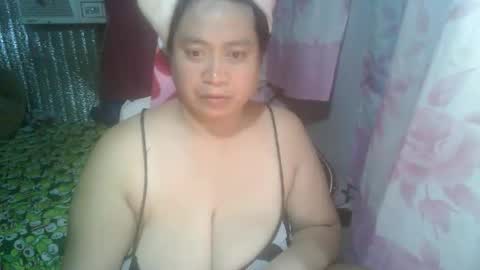 Snapshot of miss_v0lcan0 chatting on 10-07-25, 10:34 miss v0lcan0 online show from 10-07-25, 10:34