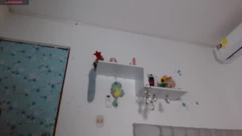 hanna    online show from 09-12-25, 01:17