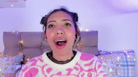 Miss Veronica online show from 02-18-25, 03:10