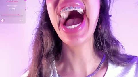 Miss Veronica online show from 02-24-25, 06:47