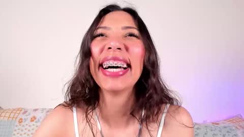 Miss Veronica online show from 09-12-25, 01:11