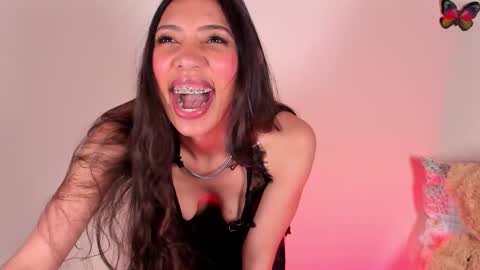 Miss Veronica online show from 09-25-25, 01:04