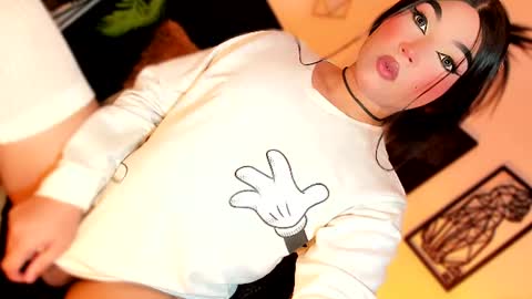 Snapshot of miss_zz chatting on 06-15-26, 05:59 miss_zz online show from 06-15-26, 05:59