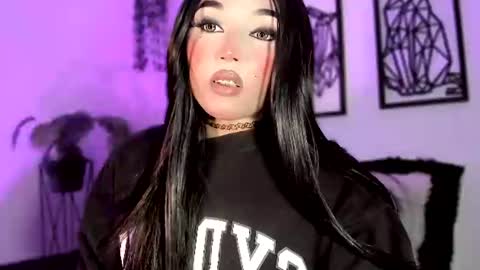 Snapshot of miss_zz chatting on 07-09-26, 04:27 miss_zz online show from 07-09-26, 04:27