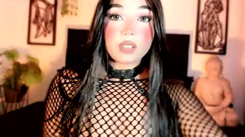 Snapshot of miss_zz chatting on 07-13-26, 05:05 miss_zz online show from 07-13-26, 05:05