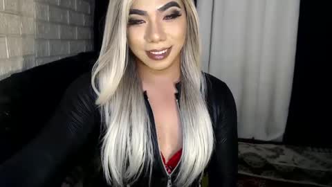 Snapshot of missaira69 chatting on 02-23-25, 12:30 AIRA online show from 02-23-25, 12:30