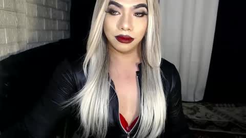 Snapshot of missaira69 chatting on 02-23-25, 11:58 AIRA online show from 02-23-25, 11:58