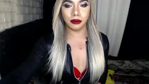 Snapshot of missaira69 chatting on 03-06-25, 11:42 AIRA online show from 03-06-25, 11:42