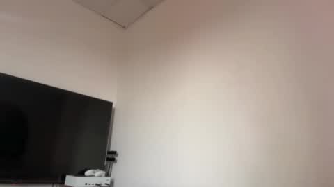 Snapshot of missameliah chatting on 10-08-25, 01:31 Ameliahs online show from 10-08-25, 01:31