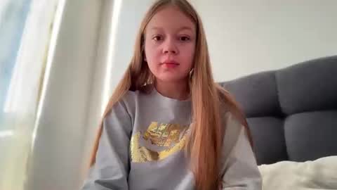 Snapshot of missameliah chatting on 01-16-26, 11:47 Ameliahs online show from 01-16-26, 11:47