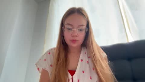 Snapshot of missameliah chatting on 02-03-26, 11:59 Ameliahs online show from 02-03-26, 11:59