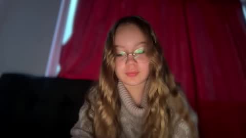 Snapshot of missameliah chatting on 03-05-26, 11:06 Ameliahs online show from 03-05-26, 11:06