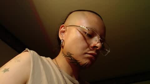 Anarkitten  online show from 11-19-25, 02:00