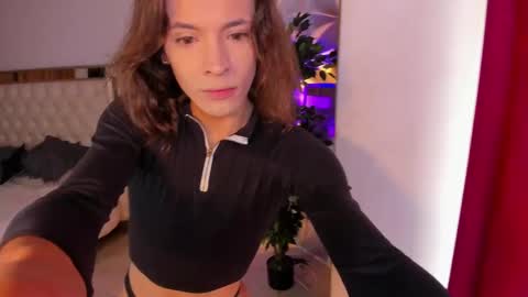 Snapshot of missarii28 chatting on 11-12-25, 07:13 Mis Ari online show from 11-12-25, 07:13