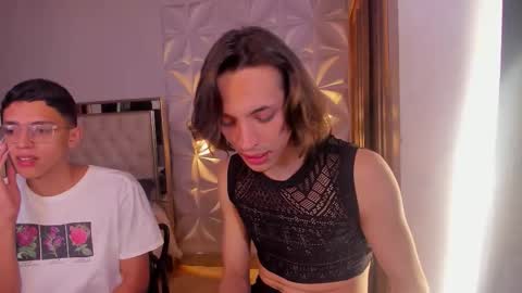 Snapshot of missarii28 chatting on 11-23-25, 09:03 Mis Ari online show from 11-23-25, 09:03