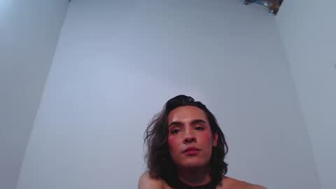 Snapshot of missarii28 chatting on 02-18-26, 05:20 Mis Ari online show from 02-18-26, 05:20