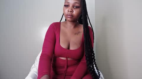 Snapshot of missbeautyke chatting on 05-21-26, 03:19 callmebaby online show from 05-21-26, 03:19