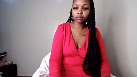 Snapshot of missbeautyke chatting on 05-23-26, 04:07 callmebaby online show from 05-23-26, 04:07