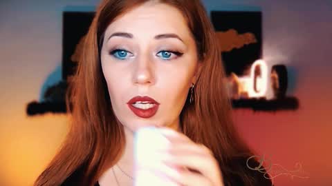 Snapshot of missbeverlymills chatting on 11-16-25, 03:23 The divine Beverly online show from 11-16-25, 03:23