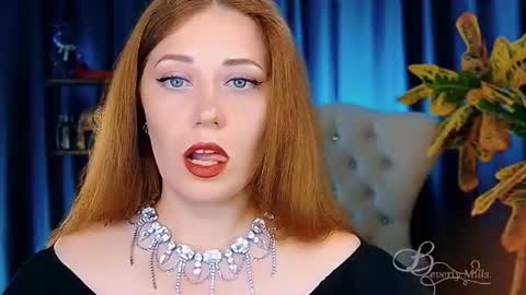 Snapshot of missbeverlymills chatting on 07-05-26, 07:26 The divine Beverly online show from 07-05-26, 07:26
