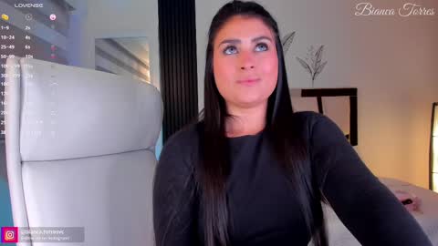 Snapshot of missbianca1 chatting on 02-10-25, 11:23 Bianca Torres online show from 02-10-25, 11:23