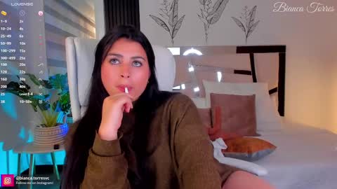 Snapshot of missbianca1 chatting on 02-12-25, 02:45 Bianca Torres online show from 02-12-25, 02:45