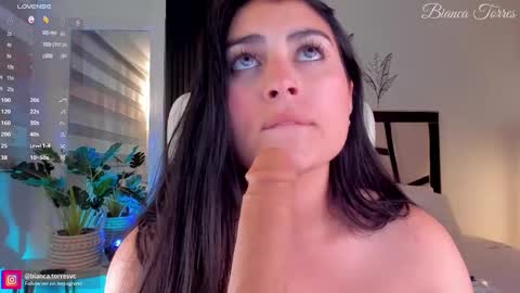 Snapshot of missbianca1 chatting on 02-25-25, 05:30 Bianca Torres online show from 02-25-25, 05:30