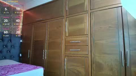 Brenda online show from 10-24-25, 04:09