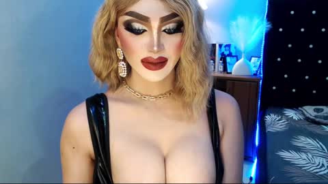 PRIESTESS CHANNEL online show from 01-12-25, 12:07