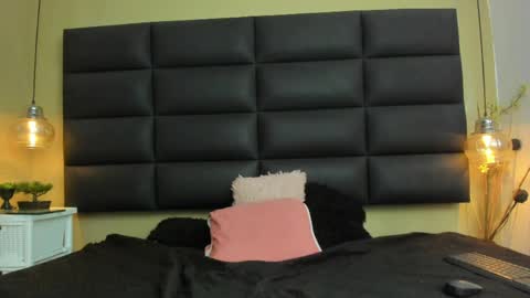 charllote online show from 04-16-26, 10:23