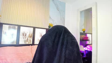 Snapshot of misscheelsee_as chatting on 09-19-25, 12:56 misscheelsee_as online show from 09-19-25, 12:56