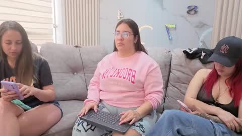 Snapshot of misscheelsee_as chatting on 04-28-26, 03:50 misscheelsee_as online show from 04-28-26, 03:50