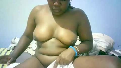 Snapshot of misscuteberry chatting on 02-23-25, 09:59 VAL online show from 02-23-25, 09:59