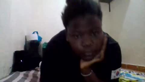 Snapshot of misscuteberry chatting on 10-13-25, 08:58 VAL online show from 10-13-25, 08:58