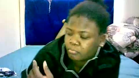 Snapshot of misscuteberry chatting on 11-30-25, 09:30 VAL online show from 11-30-25, 09:30