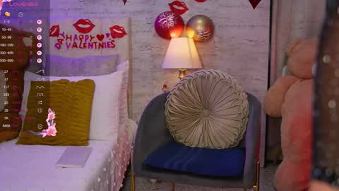 D A N A online show from 02-14-26, 11:45