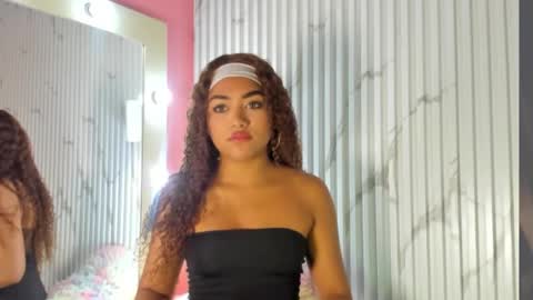 Snapshot of missdionne__curly chatting on 09-30-25, 11:26 DIONNE online show from 09-30-25, 11:26