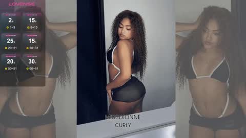 Snapshot of missdionne__curly chatting on 10-02-25, 11:17 DIONNE online show from 10-02-25, 11:17