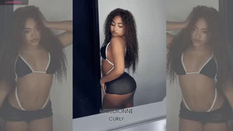 Snapshot of missdionne__curly chatting on 10-18-25, 11:11 DIONNE online show from 10-18-25, 11:11