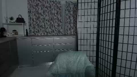 Snapshot of missdyaa chatting on 06-24-26, 10:53 Miss online show from 06-24-26, 10:53