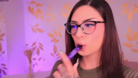 Snapshot of misselektra__ chatting on 06-01-26, 04:14 ELEKTRA online show from 06-01-26, 04:14