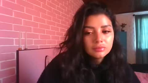 melodie  online show from 09-12-25, 11:32