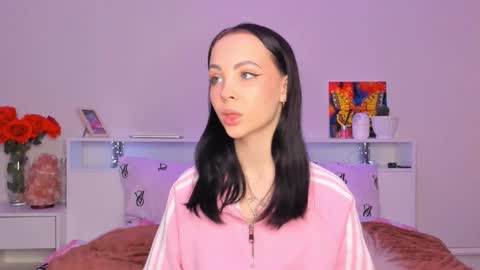 Hello dear my name Elisa online show from 01-18-26, 06:55