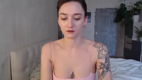 Snapshot of missfiti chatting on 02-15-25, 08:33 missfiti online show from 02-15-25, 08:33