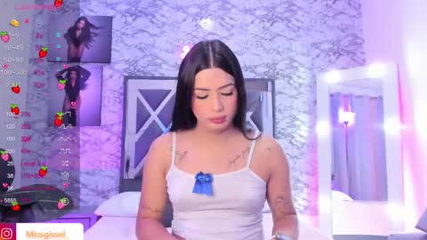 Snapshot of missgissel chatting on 03-12-25, 01:30 Gisell Gigi online show from 03-12-25, 01:30