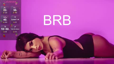 Snapshot of missgissel chatting on 12-13-25, 07:53 Gisell Gigi online show from 12-13-25, 07:53