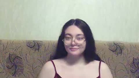 Snapshot of missis_mona chatting on 10-23-25, 08:40 missis mona online show from 10-23-25, 08:40