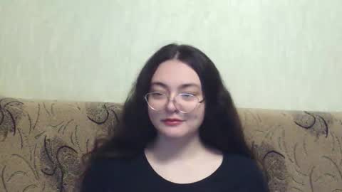Snapshot of missis_mona chatting on 10-28-25, 07:34 missis mona online show from 10-28-25, 07:34