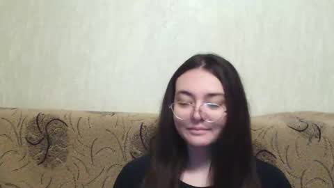 Snapshot of missis_mona chatting on 01-06-26, 06:06 missis mona online show from 01-06-26, 06:06